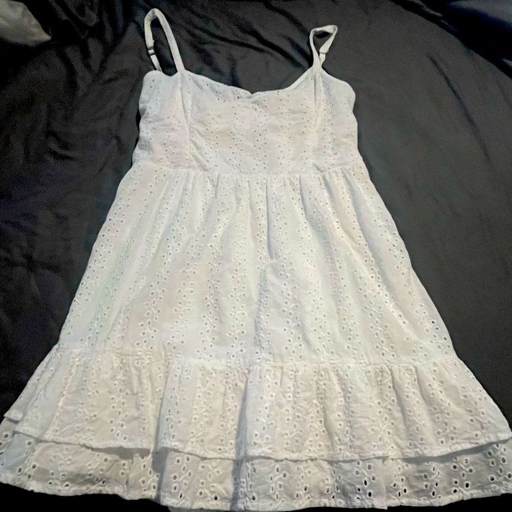 Beautiful white Hollister dress.